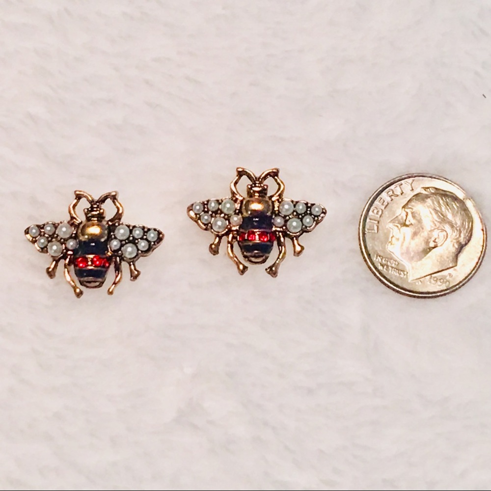 Rhinestone pearl bee antique gold vintage earrings boho Nwt - Picture 3 of 3
